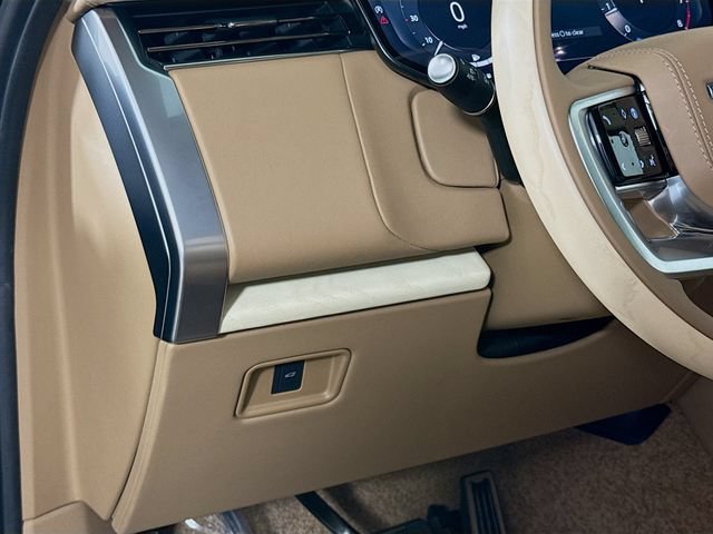 New 2026 Land Rover Range Rover SV AWD/4WD image 10