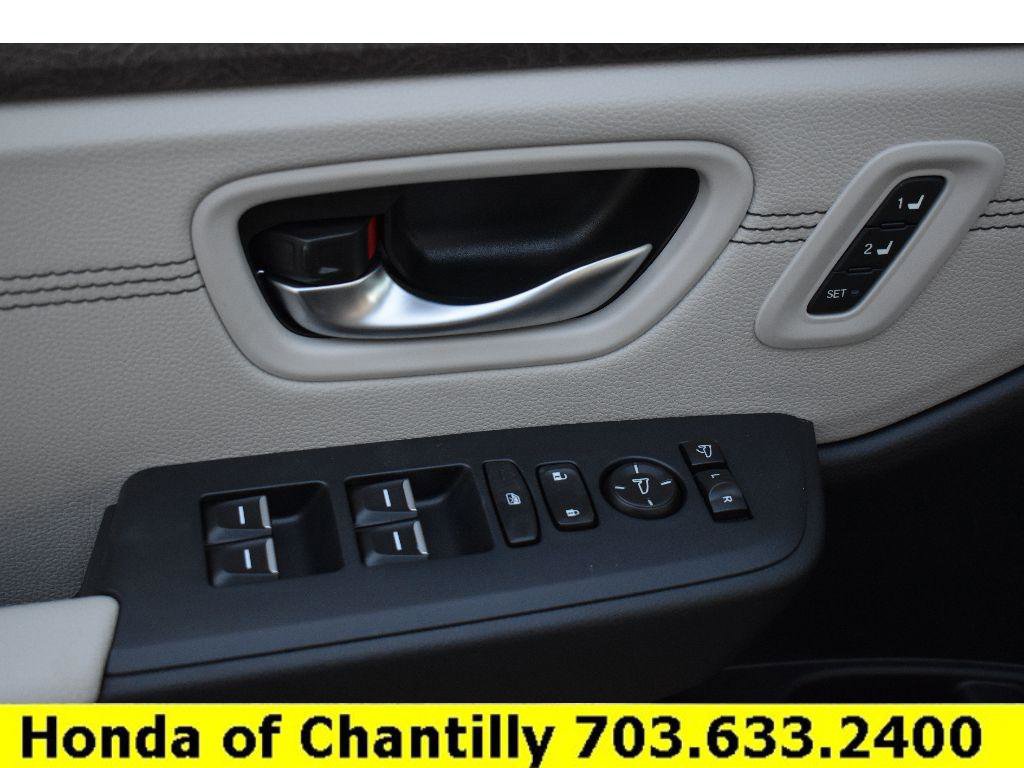 Used 2026 Honda Pilot Elite image 26