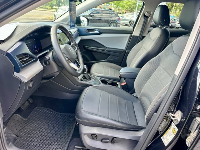 Certified 2022 Volkswagen Taos SE FWD image 12