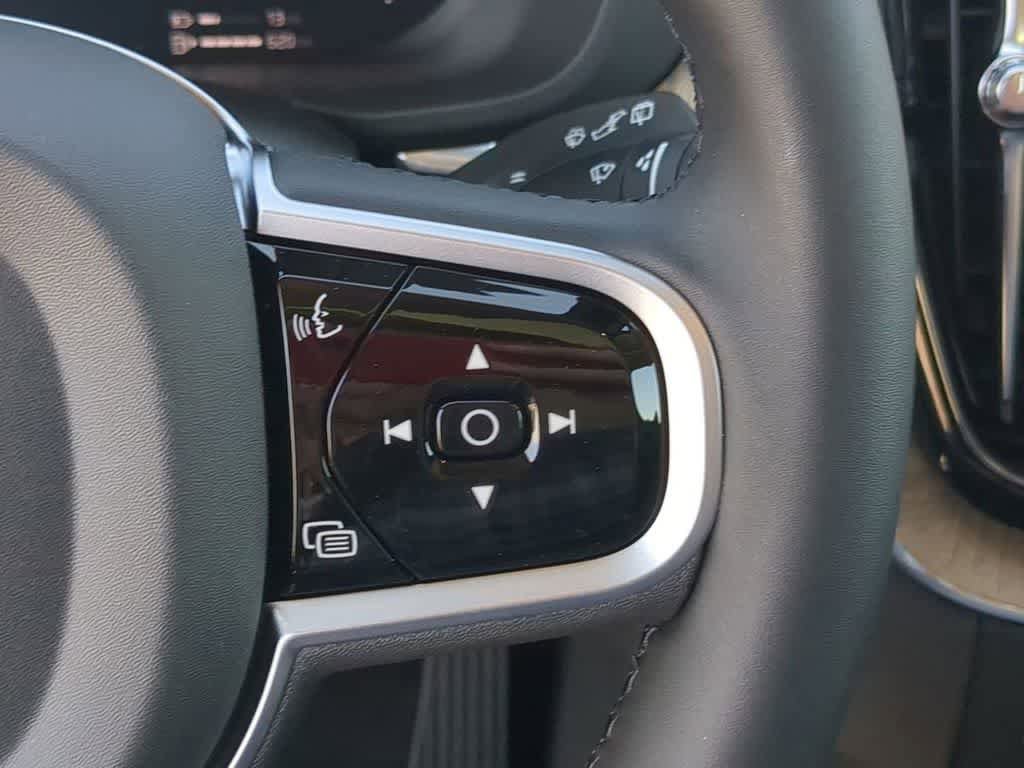 New 2026 Volvo XC60 T8 Plus w/ Protection Package Premier AWD/4WD image 23