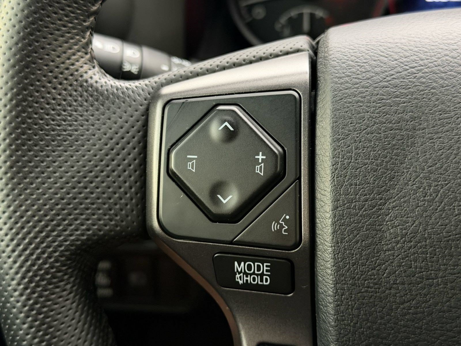 Used 2019 Toyota Tacoma TRD Off-Road RWD image 18