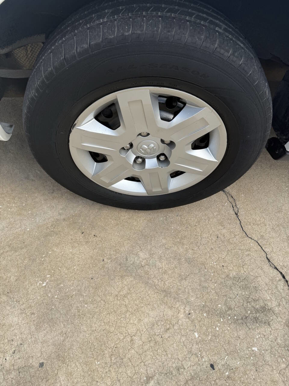 Used 2013 RAM C/V Tradesman image 35