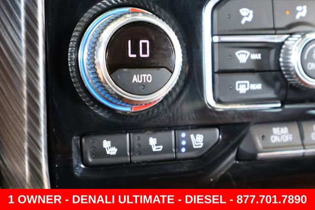 Used 2023 GMC Yukon Denali Ultimate AWD/4WD image 34