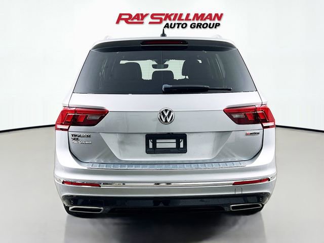 Used 2019 Volkswagen Tiguan SEL Premium R-Line w/ 3rd Row Seat Package AWD/4WD image 6
