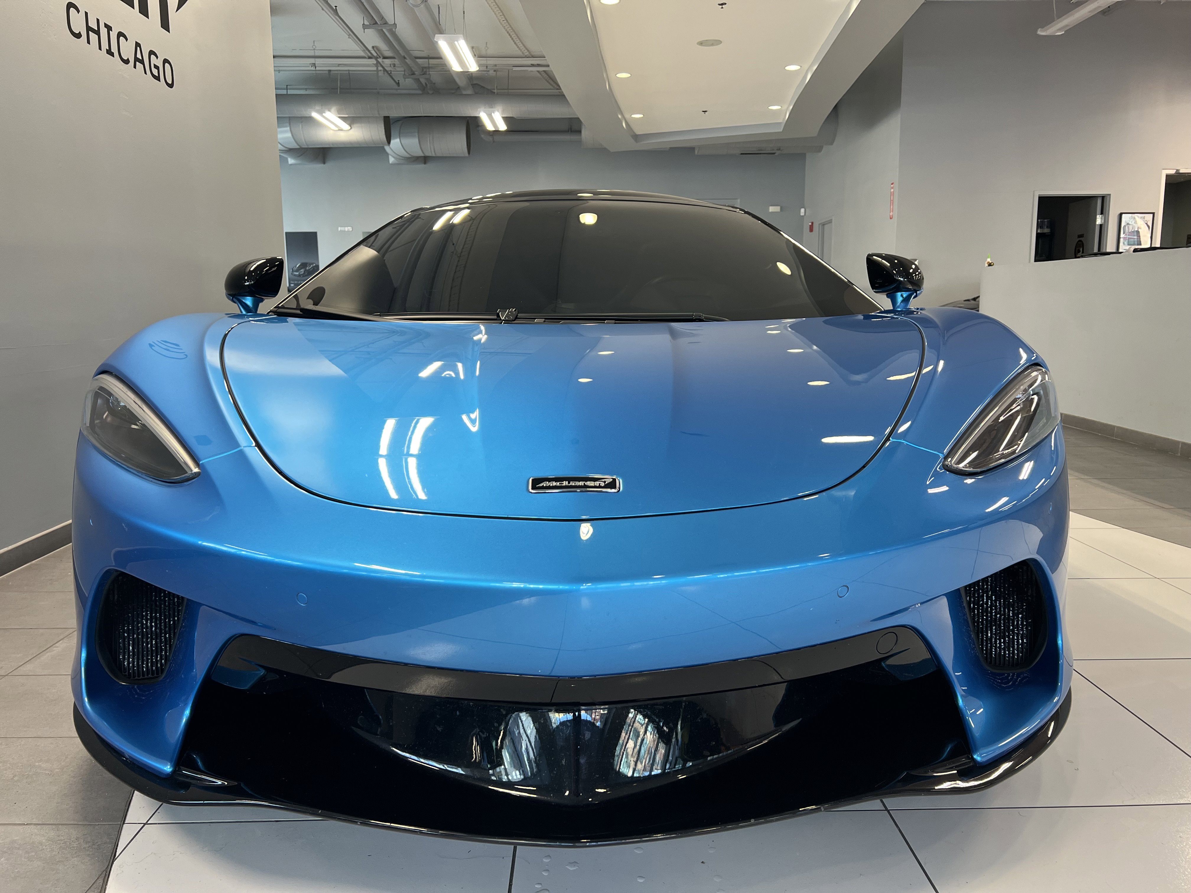 Used 2022 McLaren GT image 14