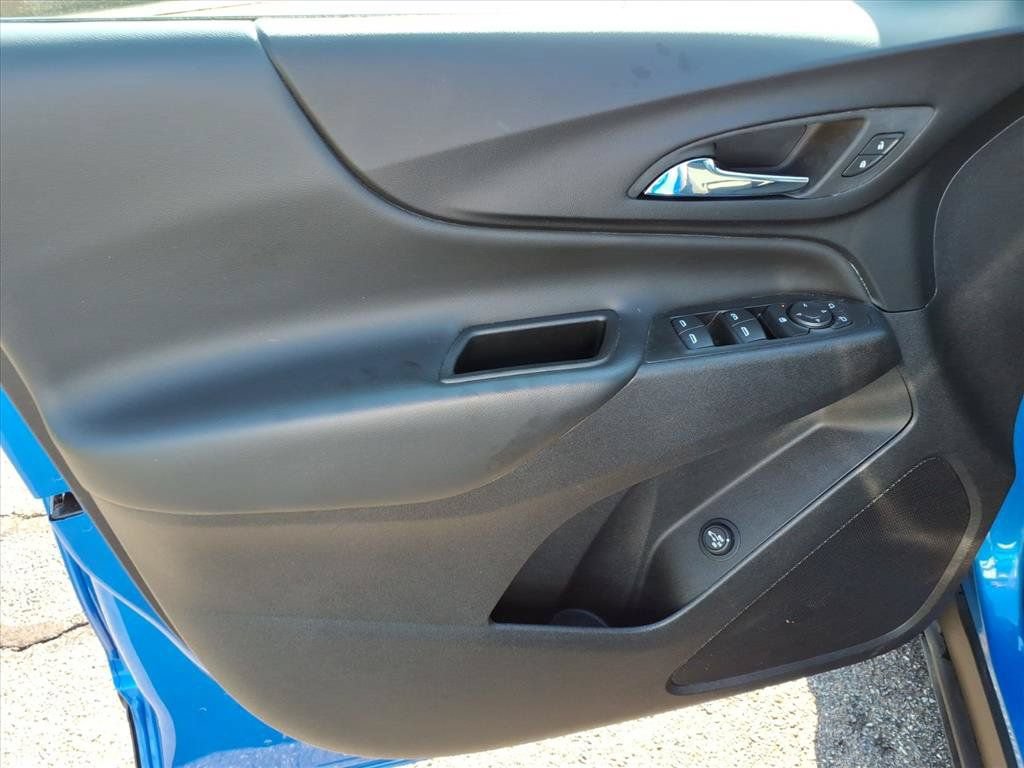 Used 2024 Chevrolet Equinox LT AWD/4WD image 21