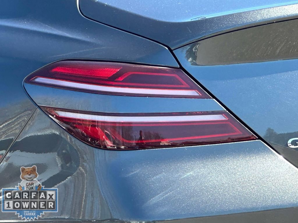 Used 2025 Genesis G70 2.5T image 12