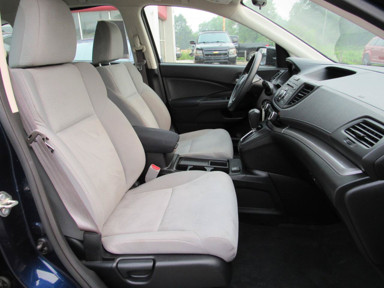 Used 2015 Honda CR-V LX image 6