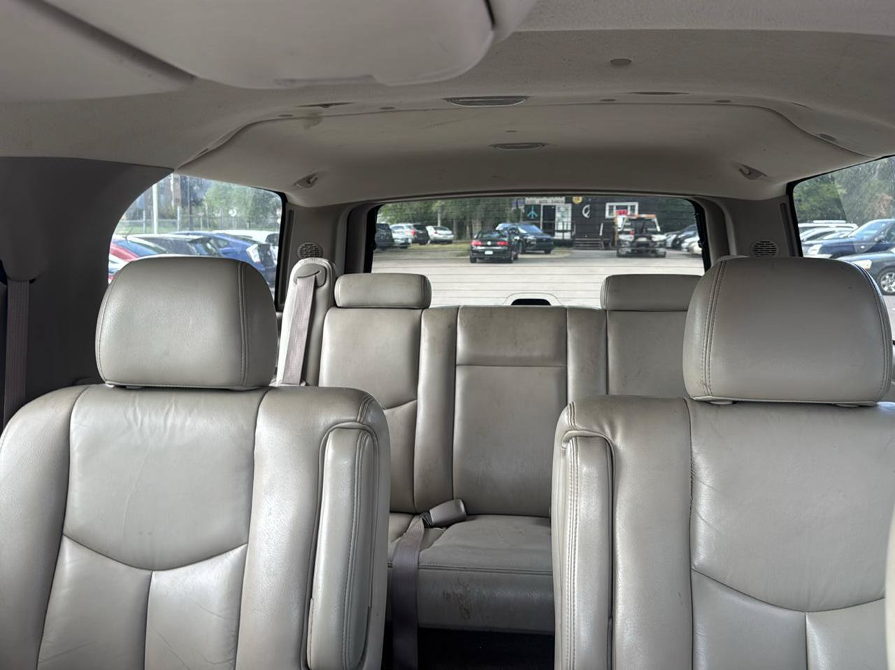 Used 2006 Chevrolet Suburban Z71 w/ Z71 Preferred Equipment Group AWD/4WD image 12