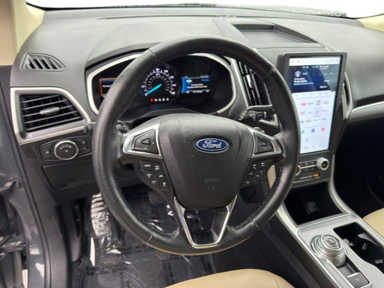 Used 2021 Ford Edge SEL AWD/4WD image 14
