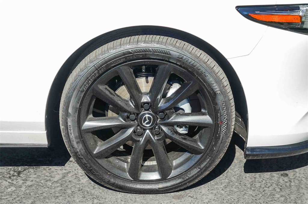 New 2025 MAZDA MAZDA3 Hatchback w/Premium Plus Pkg image 10