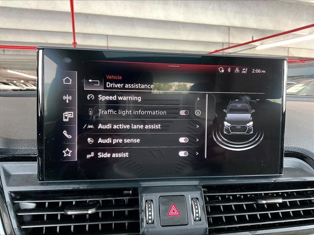 Used 2021 Audi Q5 2.0T Premium w/ Convenience Package AWD/4WD image 24