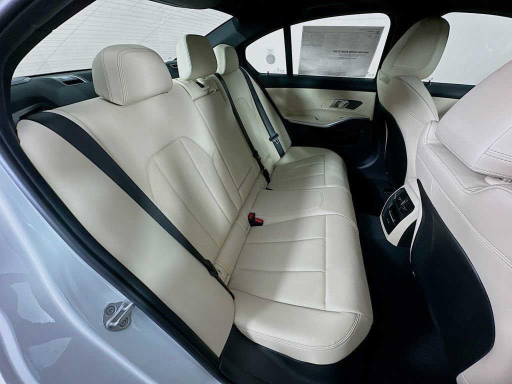 New 2026 BMW 330i xDrive Sedan w/ Premium Package image 35