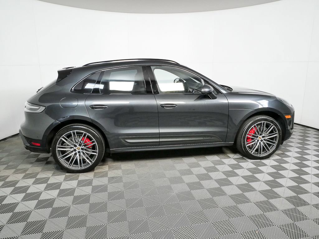 Certified 2025 Porsche Macan GTS image 28