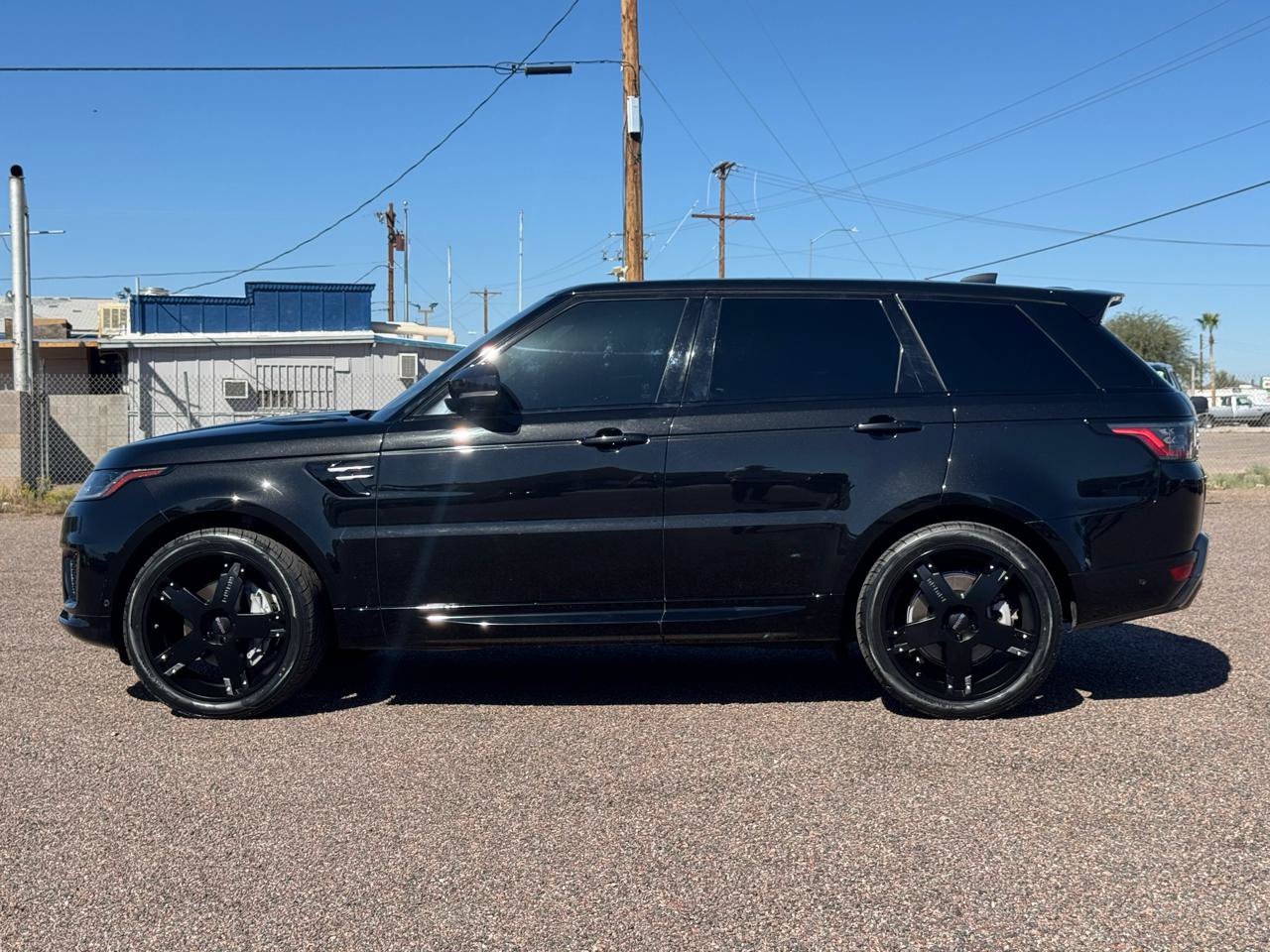 Used 2020 Land Rover Range Rover Sport HSE AWD/4WD image 3
