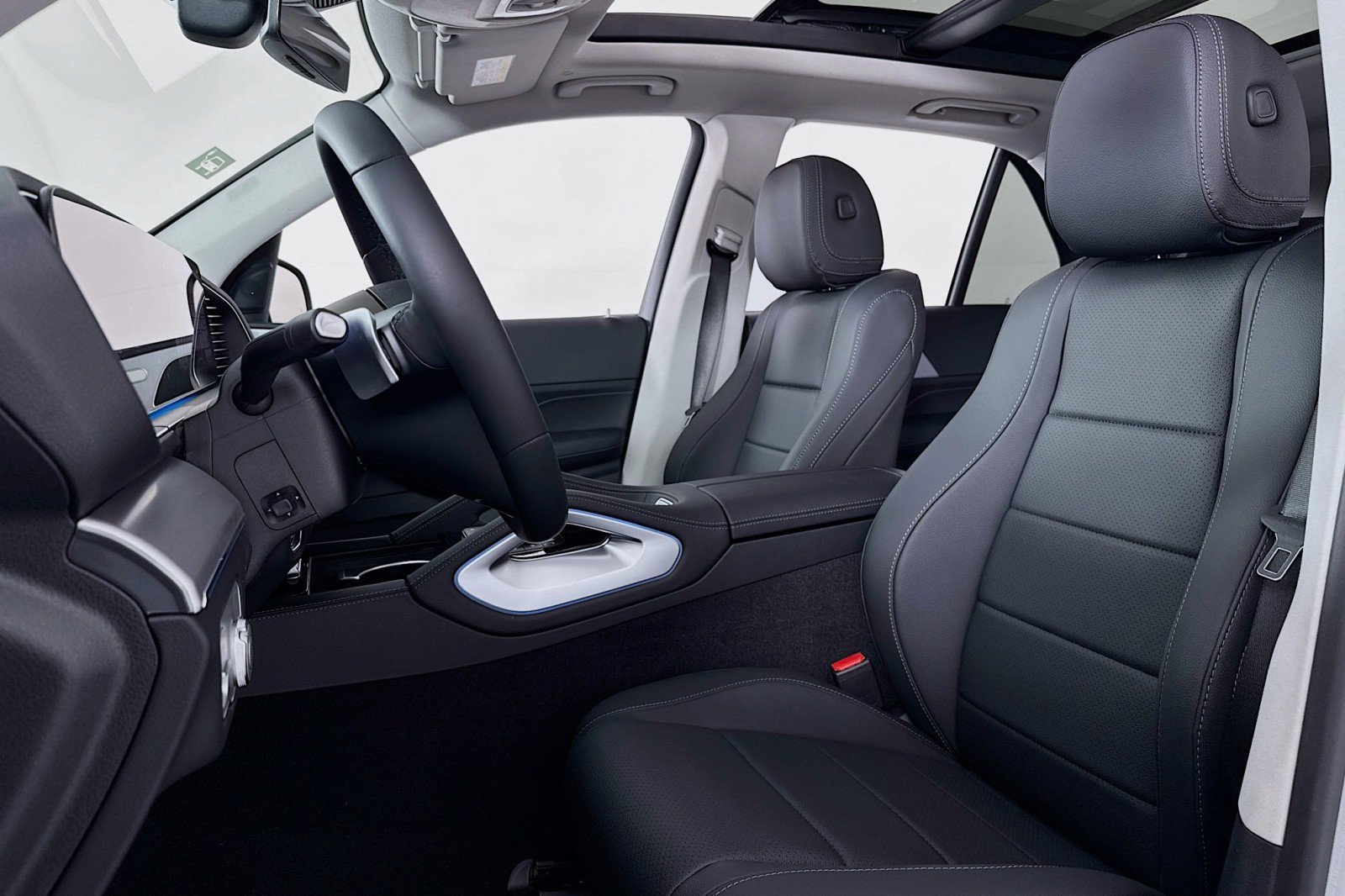 New 2026 Mercedes-Benz GLE 450e 4MATIC image 16