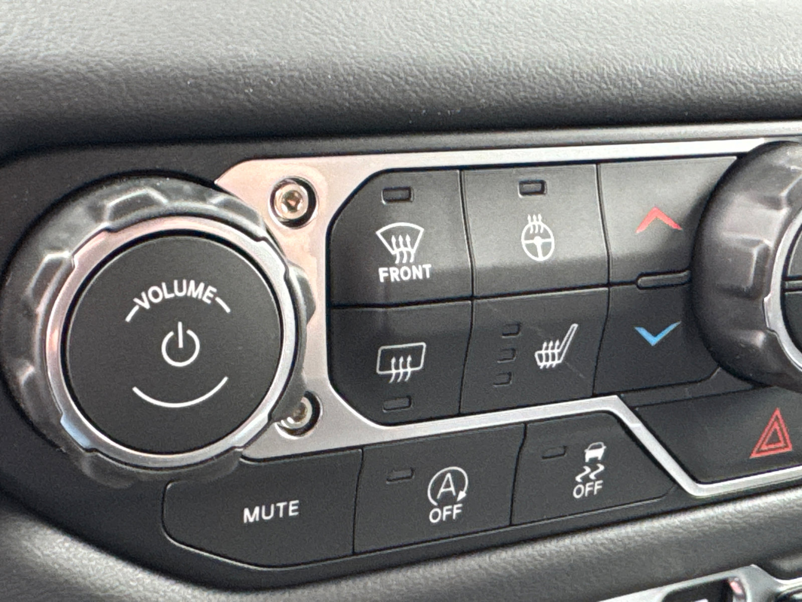 New 2026 Jeep Wrangler Sahara image 25