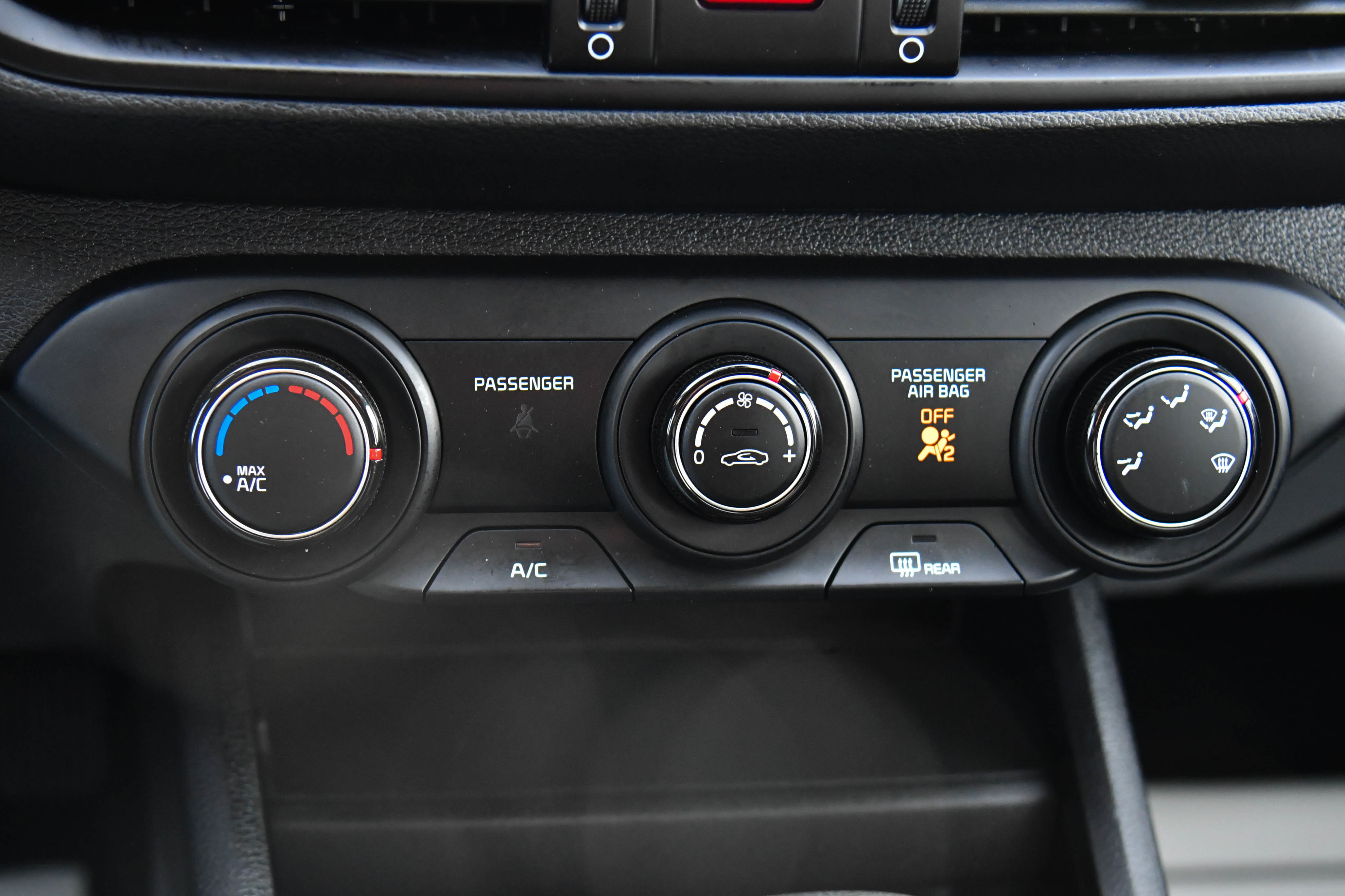 Used 2024 Kia Forte LXS image 19