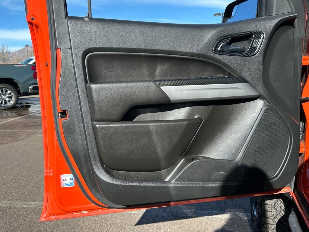 Used 2019 Chevrolet Colorado ZR2 w/ ZR2 Dusk Special Edition image 25