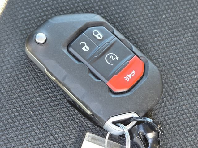 Used 2021 Jeep Wrangler Unlimited Sahara w/ Cold Weather Group image 38