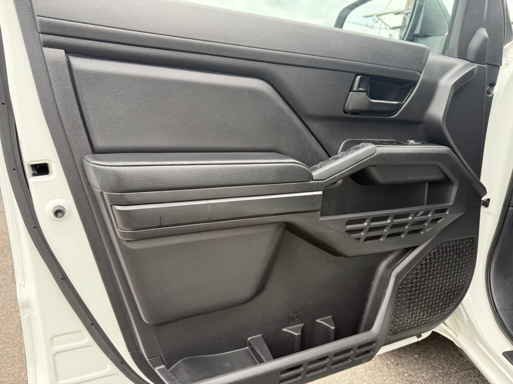 Used 2025 Toyota Tacoma SR RWD image 8