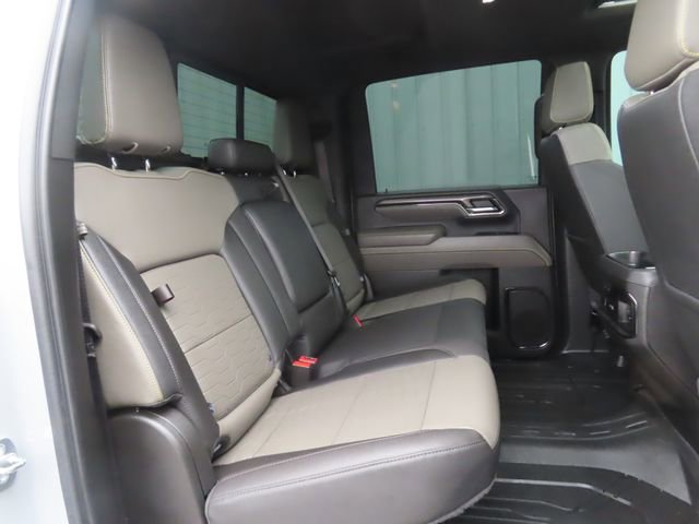 Used 2024 Chevrolet Silverado 2500 ZR2 w/ Technology Package image 32