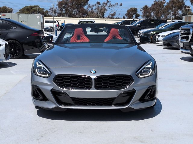 Used 2023 BMW Z4 sDrive30i w/ Premium Package RWD video 2
