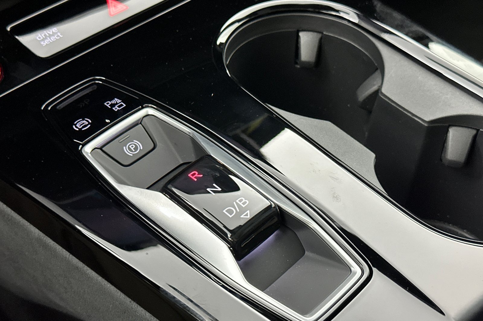 New 2027 Audi S6 e-tron Premium Plus AWD/4WD image 21