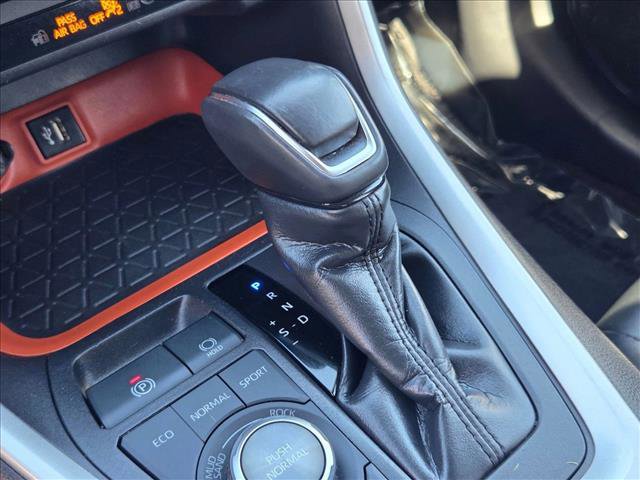 Used 2024 Toyota RAV4 Adventure image 12