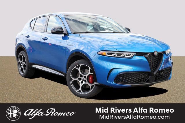 New 2025 Alfa Romeo Tonale Veloce w/ Premium Package