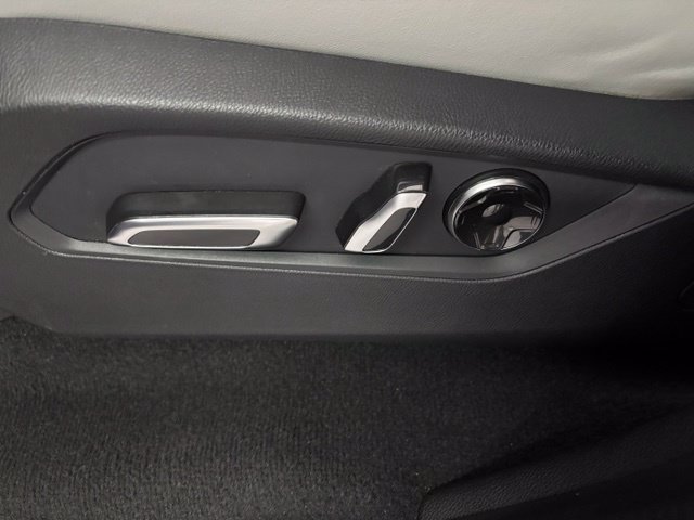 Used 2025 Acura MDX w/ Technology Package FWD image 25