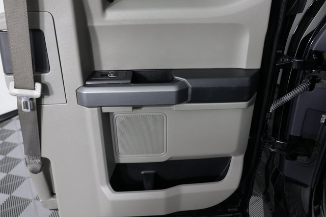 Used 2018 Ford F150 XLT w/ Equipment Group 302A Luxury image 26