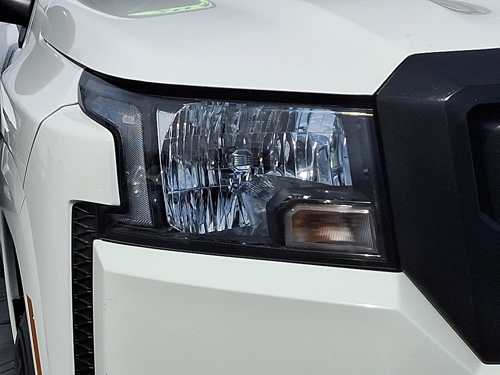 Used 2022 Nissan Frontier S w/ Technology Package image 9