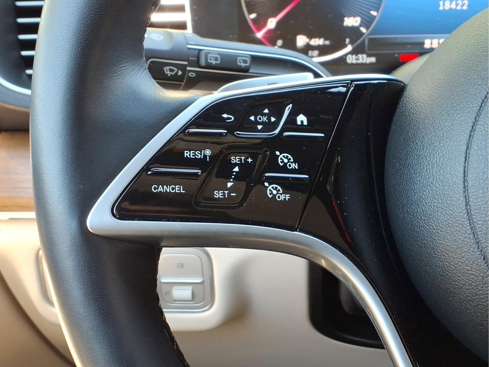 Certified 2025 Mercedes-Benz GLE 450 4MATIC image 16