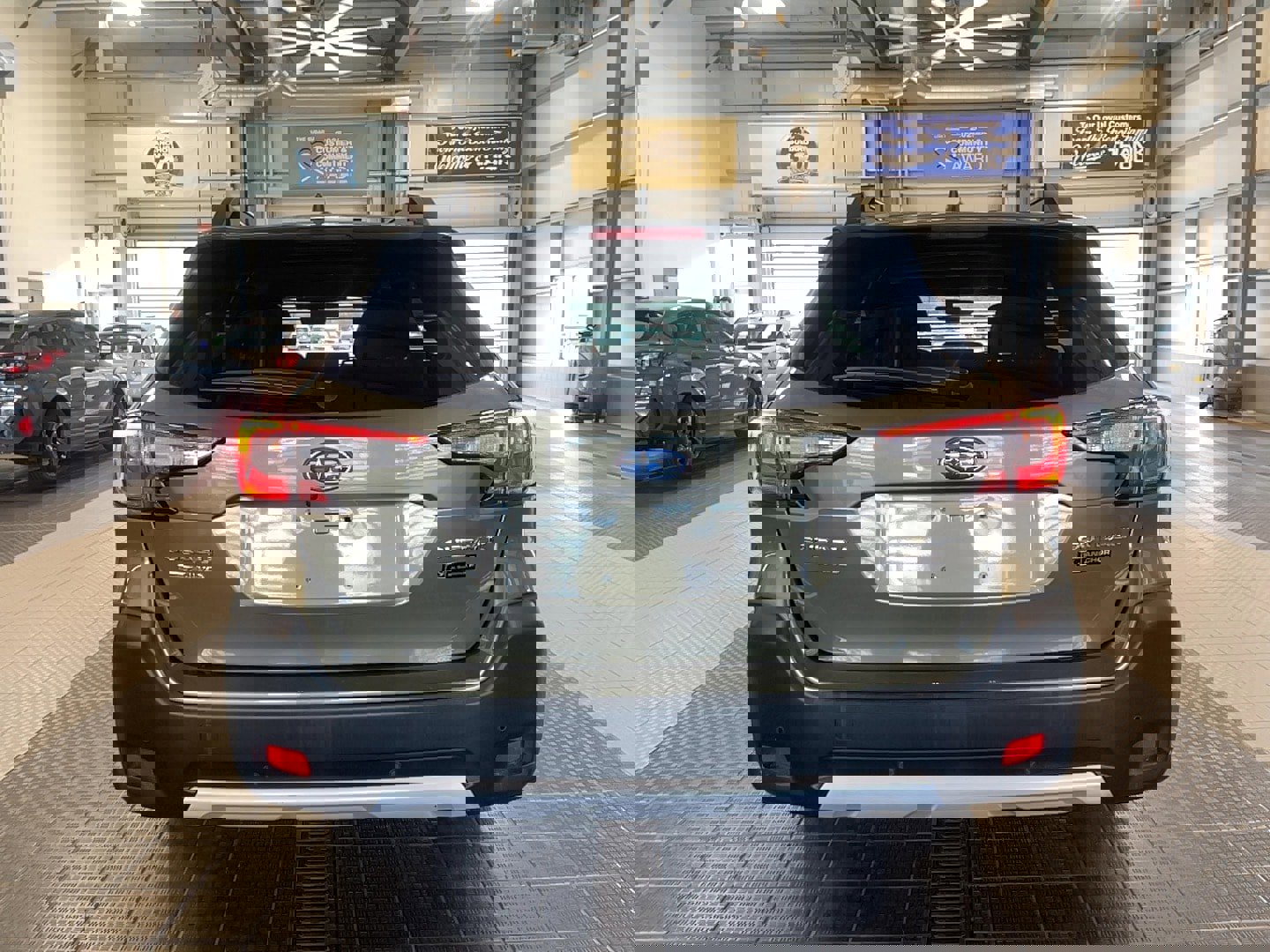 Used 2024 Subaru Outback Limited image 24