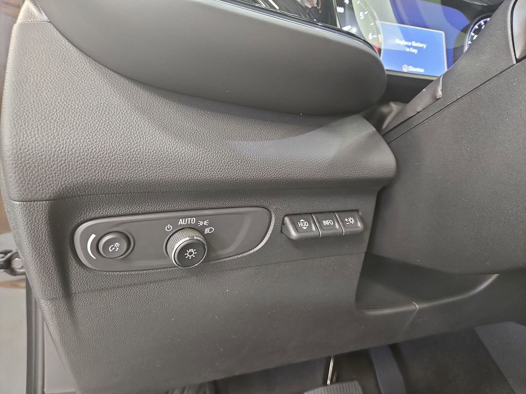 Certified 2023 Buick Envision Avenir AWD/4WD image 24