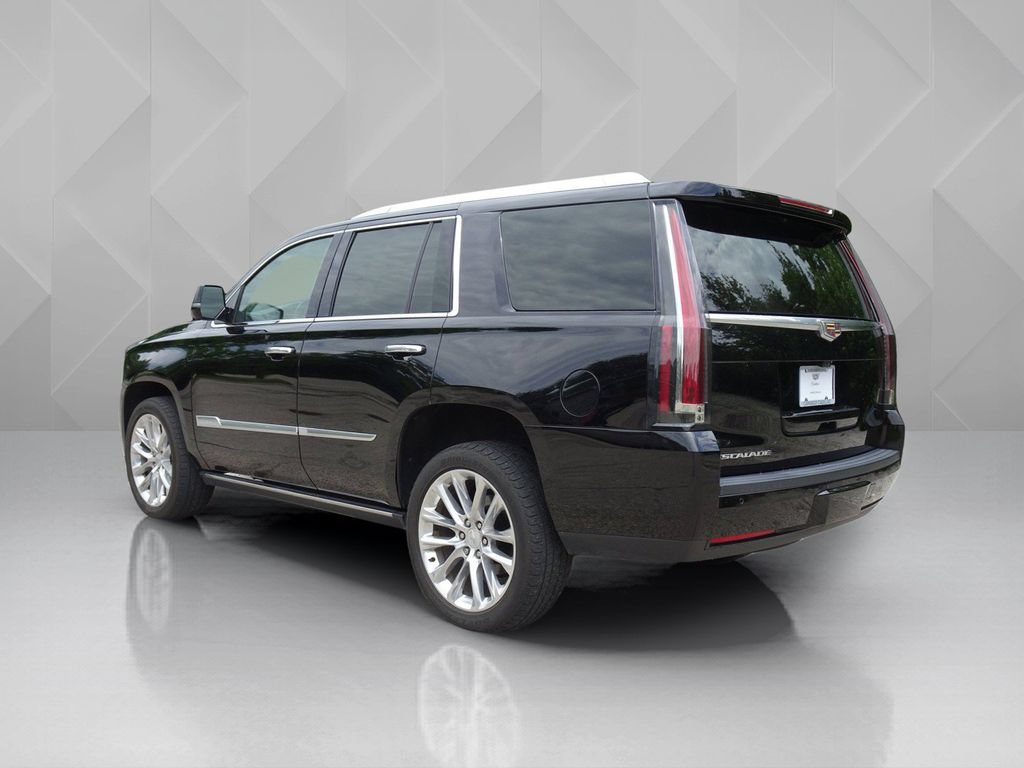 Used 2018 Cadillac Escalade Premium Luxury RWD image 3