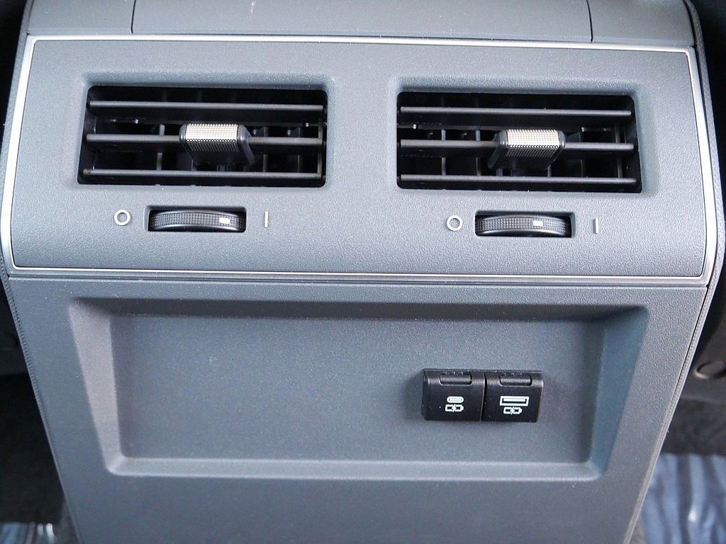 Used 2024 INEOS Grenadier AWD/4WD image 55
