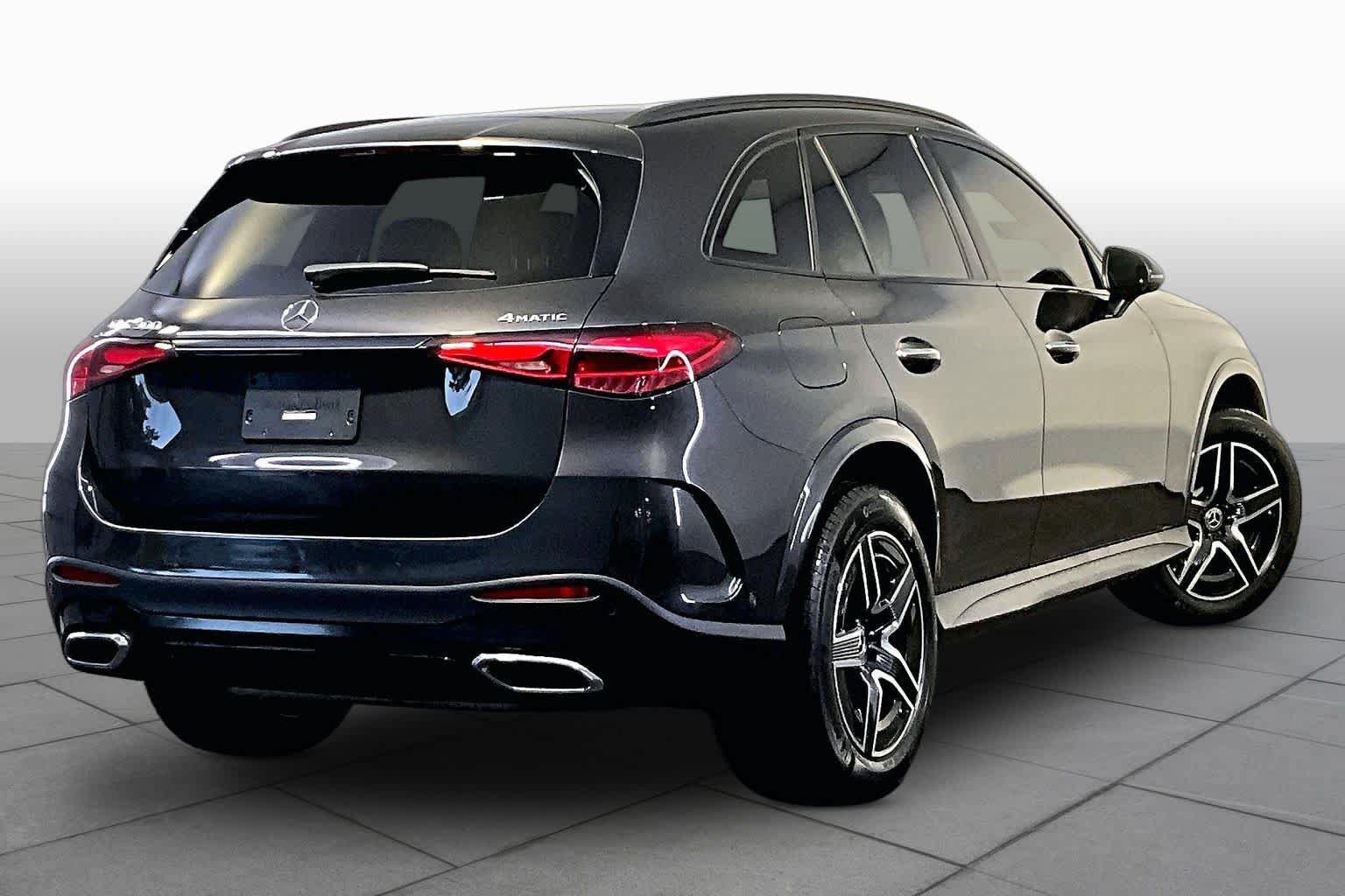 Used 2026 Mercedes-Benz GLC 300 4MATIC image 13
