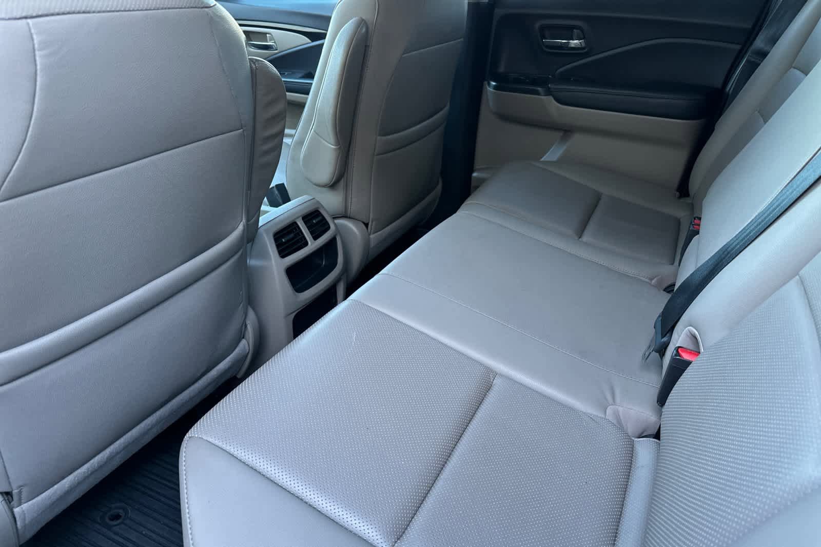 Used 2018 Honda Ridgeline RTL-E image 4