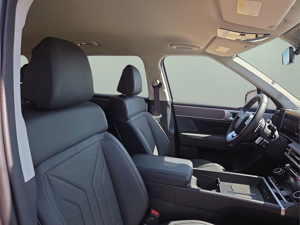 Used 2026 Hyundai Santa Fe SEL AWD/4WD image 13