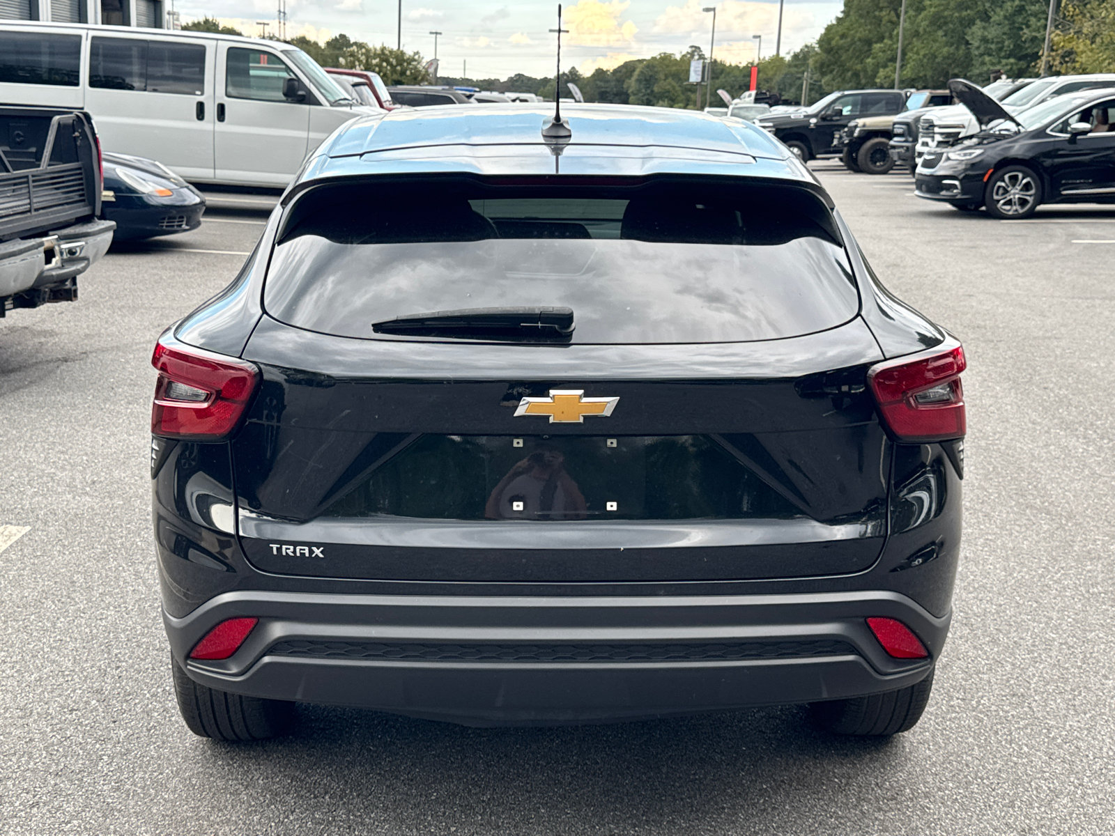 Used 2024 Chevrolet Trax LS FWD image 6