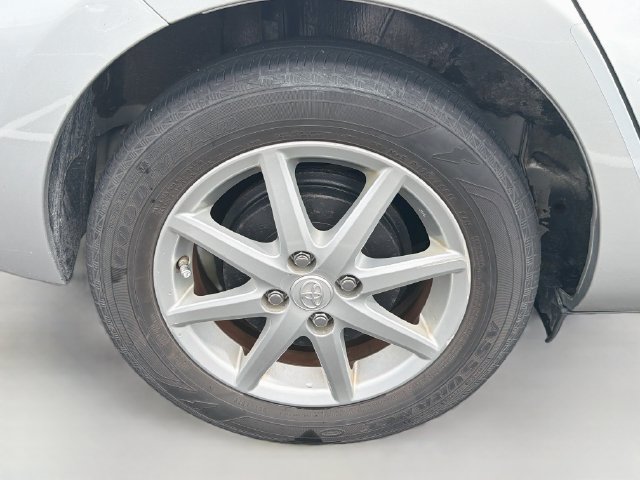 Used 2012 Toyota Prius C Three FWD image 16