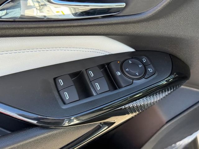 Used 2025 Chevrolet Trax LT w/ Driver Confidence Package image 17