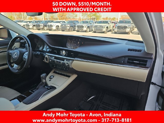 Used 2016 Lexus ES 350 w/ Luxury Package w/Wood Trim FWD image 36