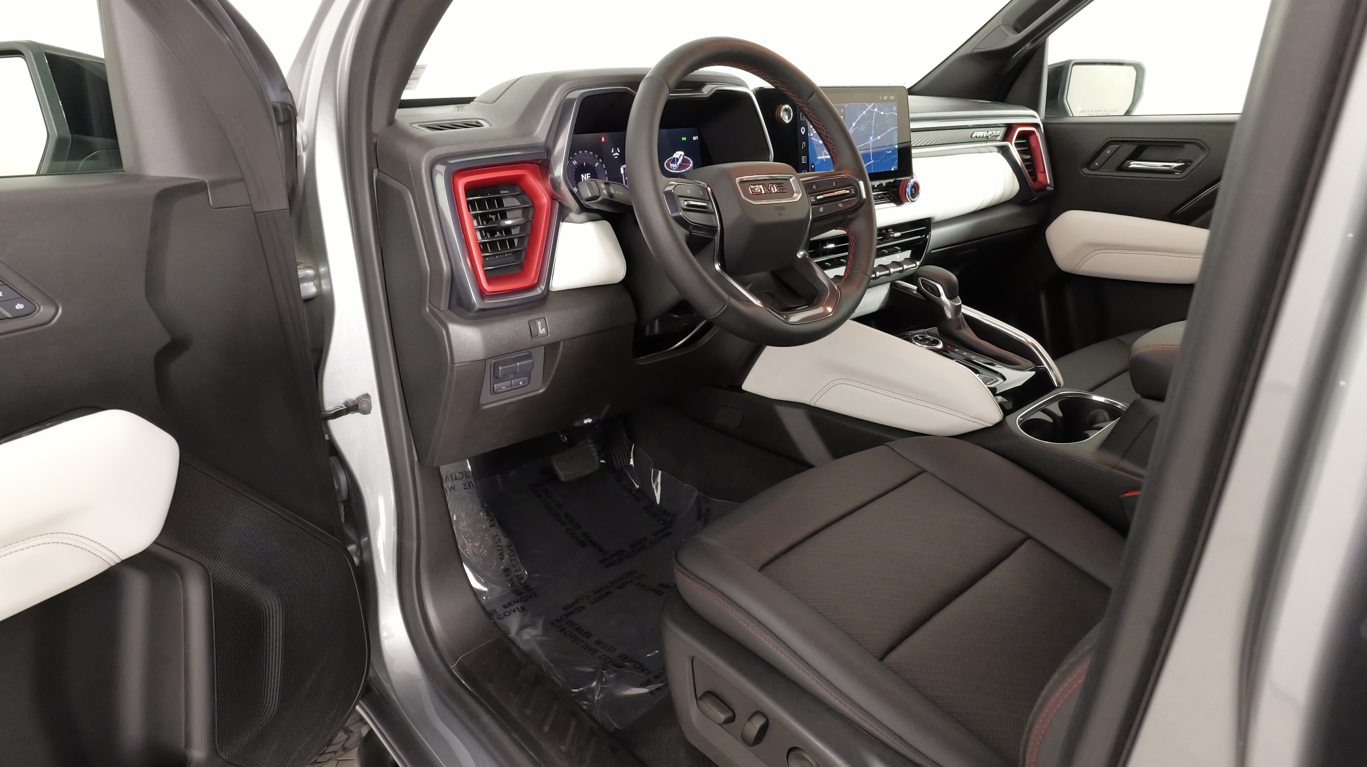 Used 2024 GMC Canyon AT4X AWD/4WD image 28
