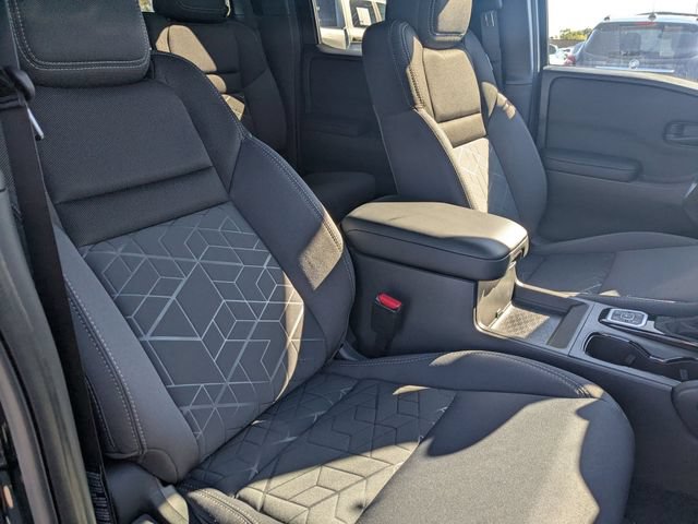 New 2026 Nissan Frontier SV w/ Tow Package AWD/4WD image 33