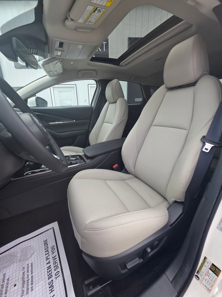 New 2025 MAZDA CX-30 AWD 2.5 S w/ Preferred Package image 12