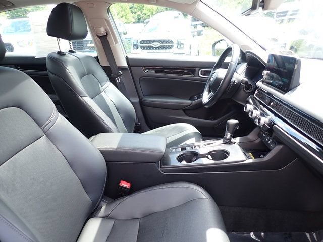 Used 2023 Honda Civic Touring image 10