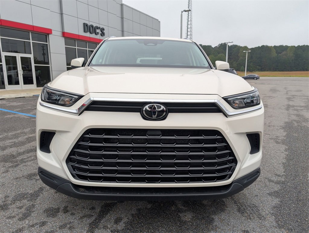 Used 2024 Toyota Grand Highlander XLE image 8